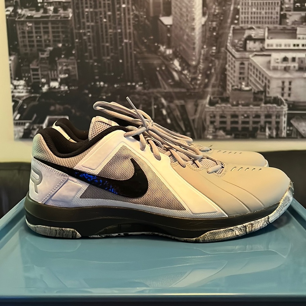 Nike Air Maven in Gray size 13